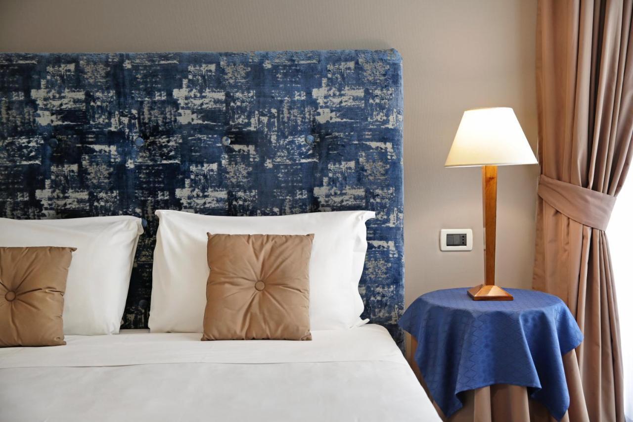 Standard Single Room,1235390165:JPEG
